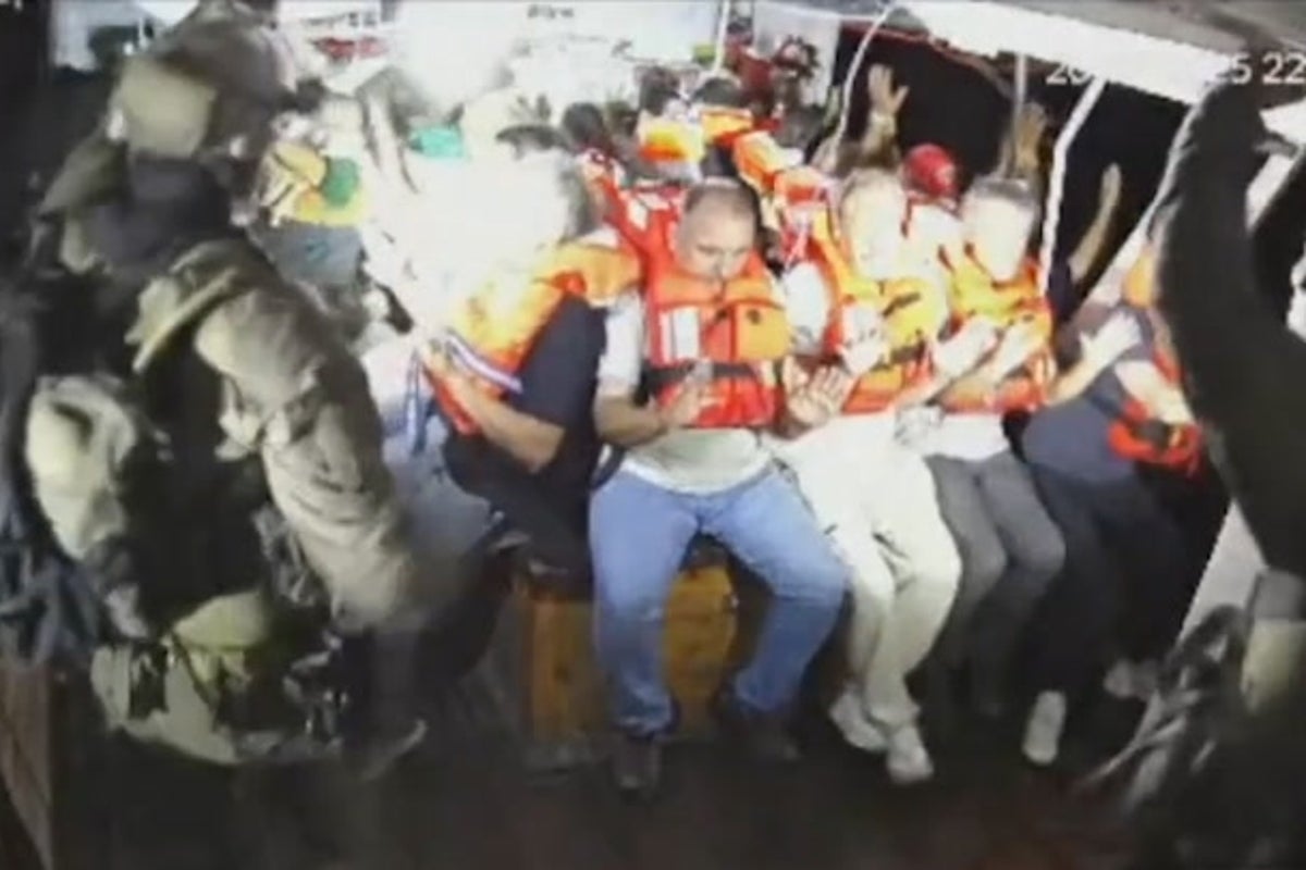 Moment Israeli army appears to intercept Gaza-bound aid ship Handala