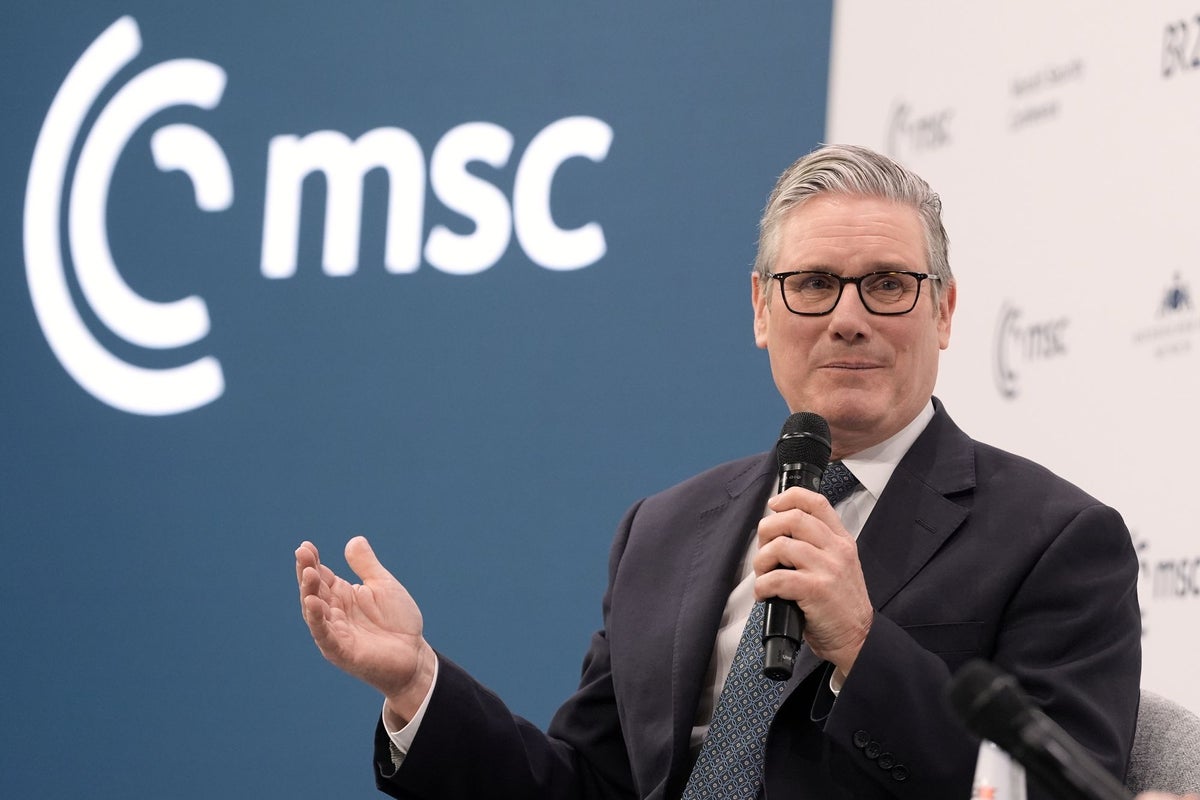 Starmer to deploy UK warships to Arctic following Trump’s Greenland threats